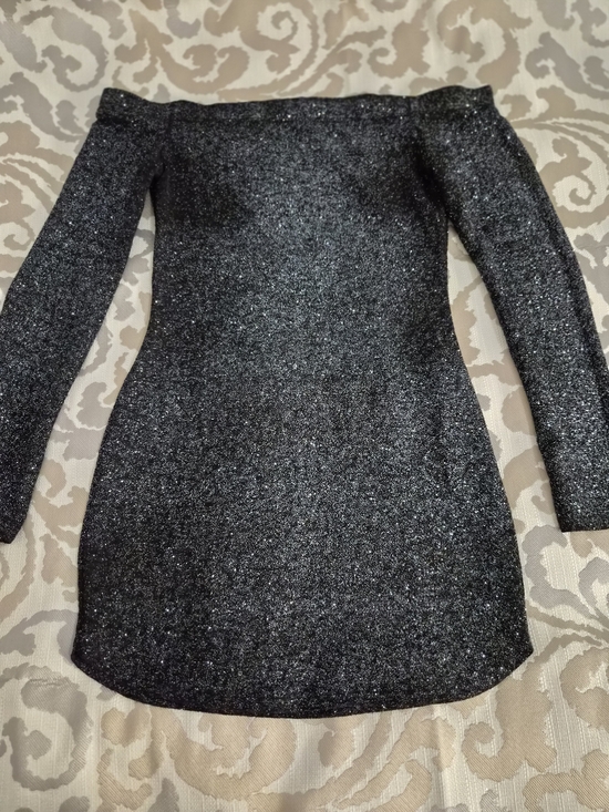 Windsor Dresses & Skirts - Windsor Black Sparkle Off-Shoulder Long Sleeve Dress